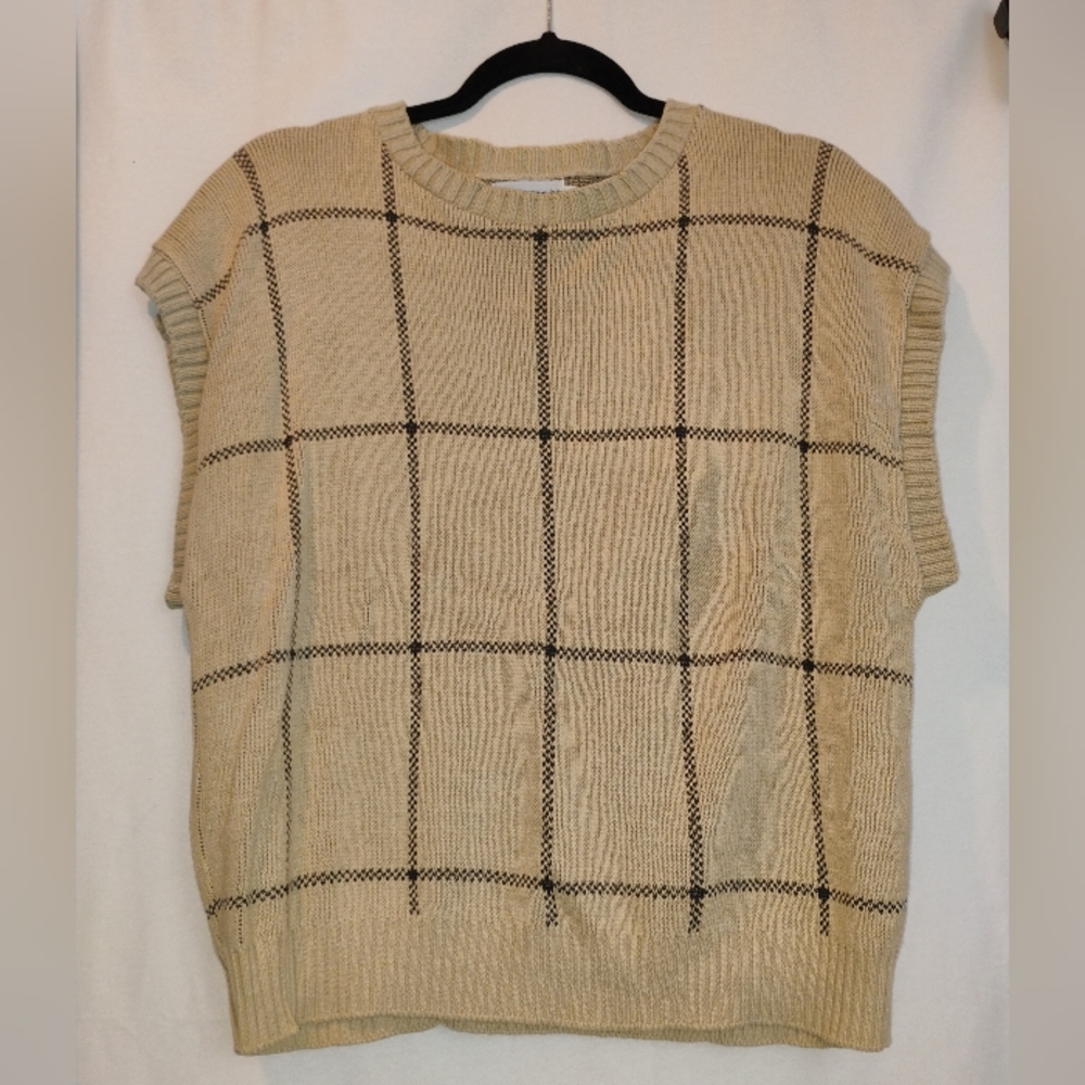 Russ Men's Cream and Black Knit Sleeveless Sweater Cardigan Vest SZ L